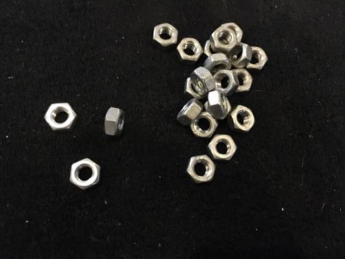 7259-1 Møtrik 8mm RF